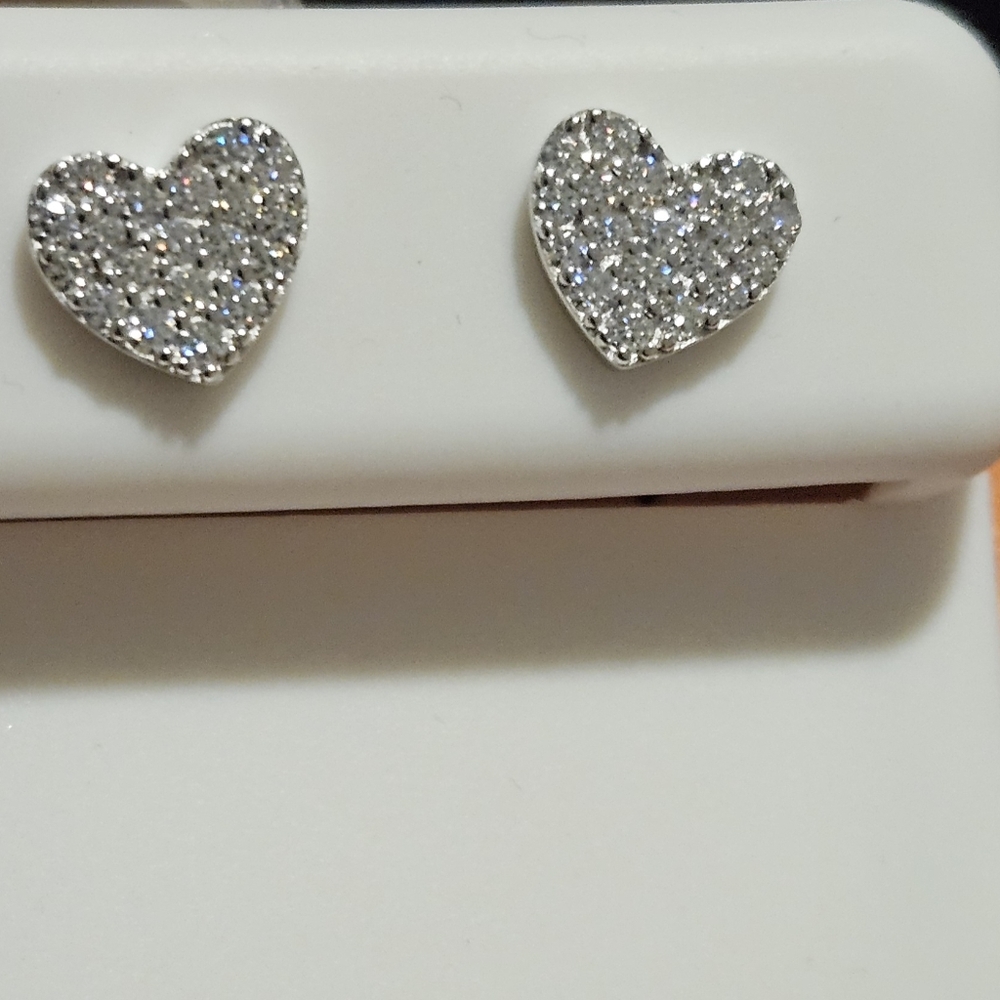 Beautiful 1/2ct Real Moissanite Heart Earrings